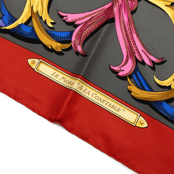 Pre-Loved Hermes Le Mors A La Conetable Silk Scarf 90 - Picture 5 of 9